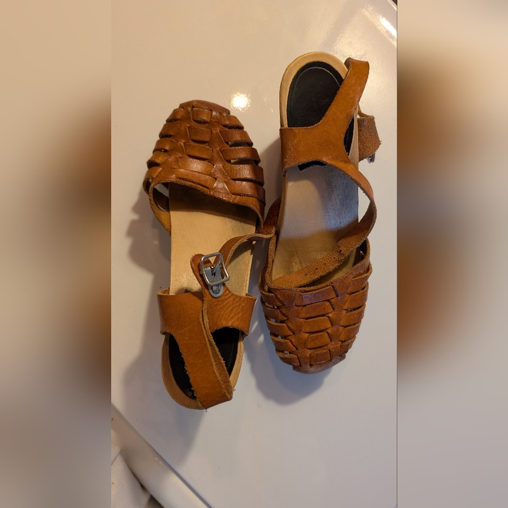Brown Leather Women's Sandals